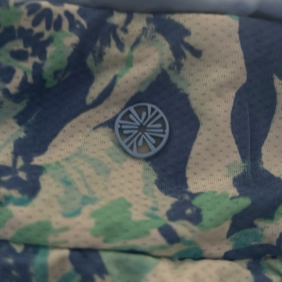 Lilly Pulitzer luxletic Amira skort size large - Picture 3 of 8